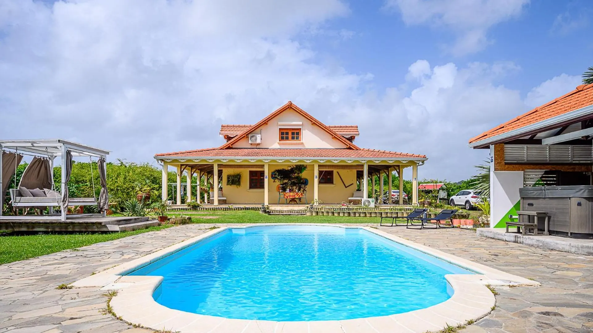 Bed And Breakfast Riviere contacts